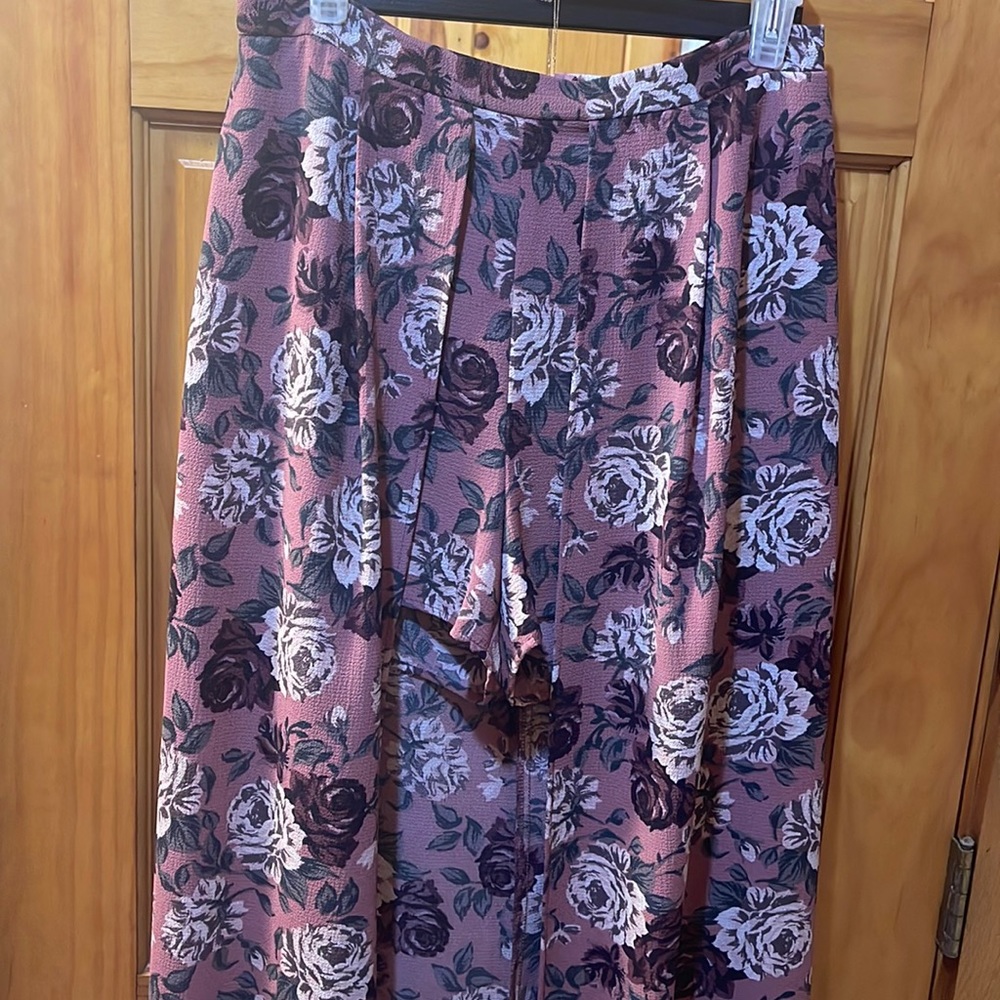 Long skirt w/shorts